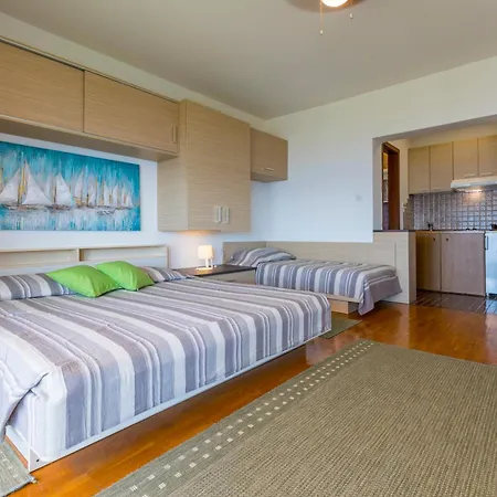 Pavlovic * Crikvenica